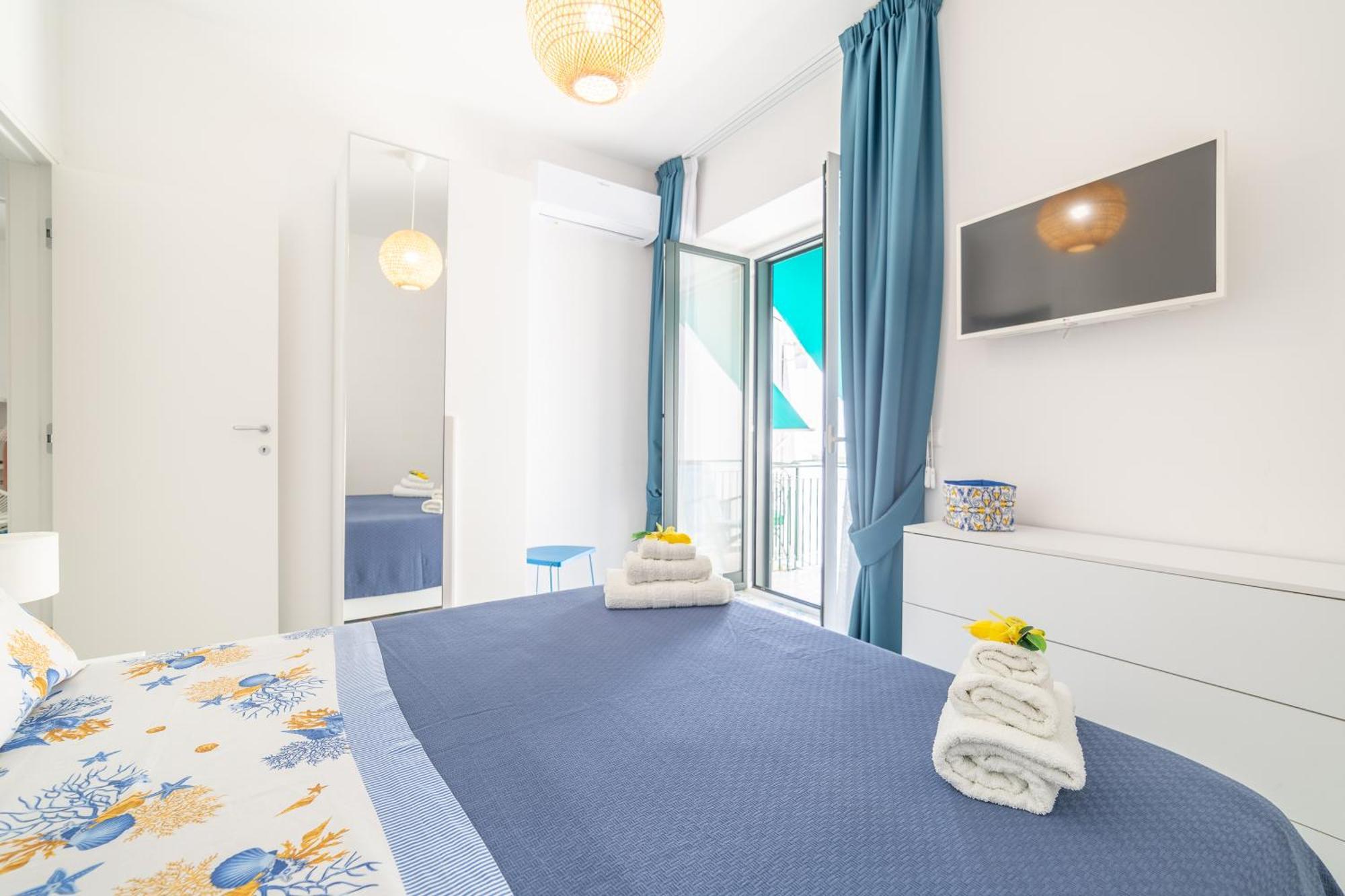 Maiori A Due Passi Dal Mare Apartment Exterior foto